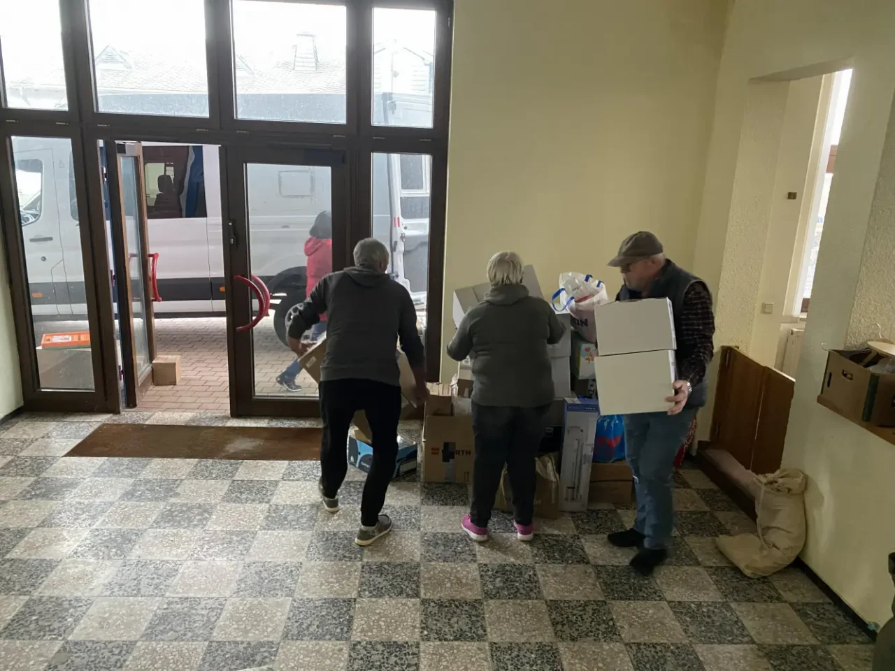 Spendentransport-2025-10-22-02